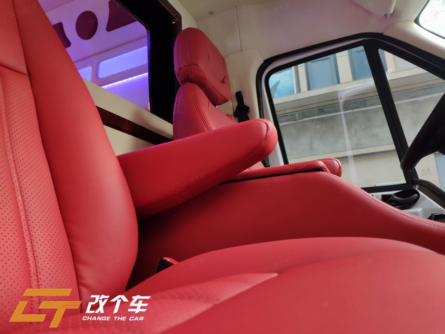 福特新世代商务车改装 福特新世代商务车改装